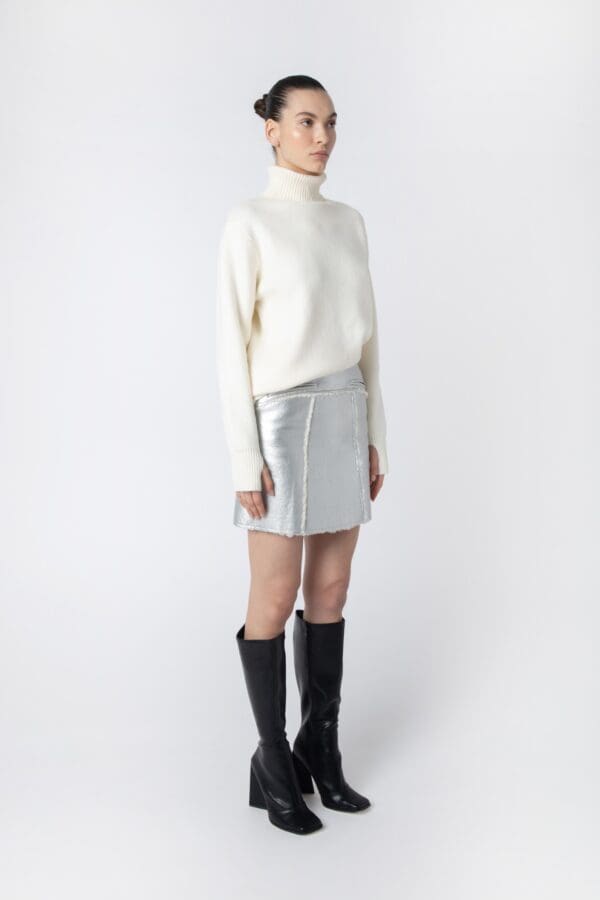 Polo Neck Knit With Full Length Sleeves. - Image 3