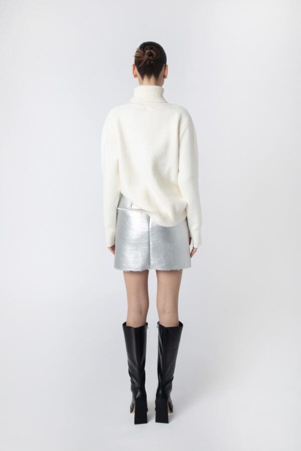 Polo Neck Knit With Full Length Sleeves. - Image 4